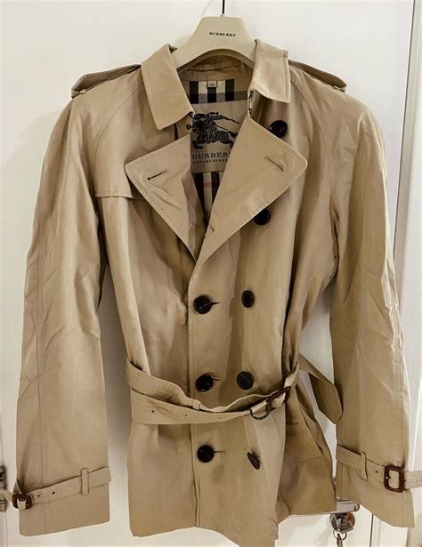 trench coat burberry masculino usado|burberry striped trench coat.